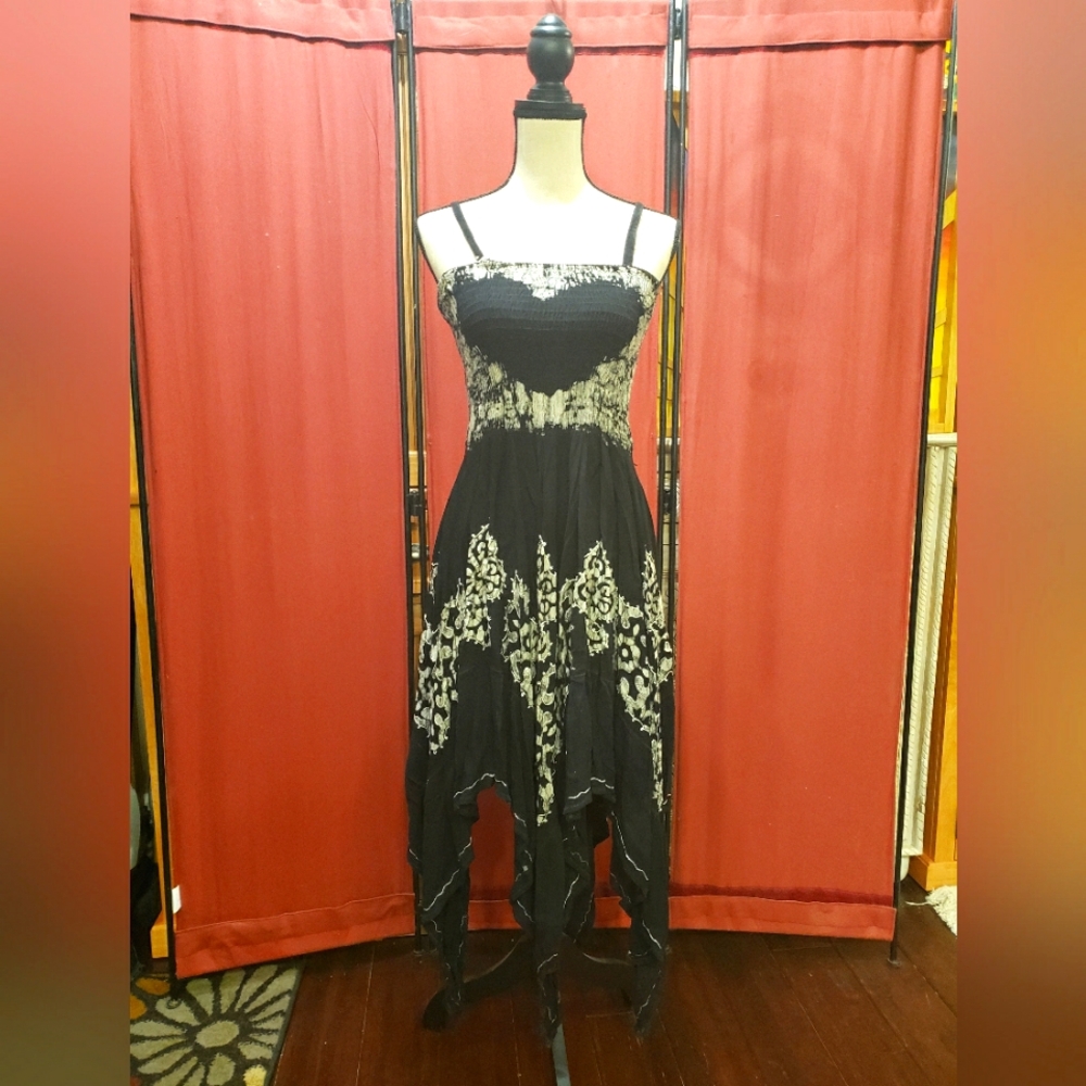 Neha dress black & gray unique gothic style summer, gorgeous print Size Small